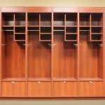 Locker_in_schools_college_vs_high_school